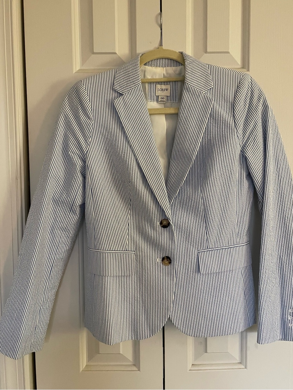 J.Crew Blue & White Striped Seersucker Blazer – Size 00